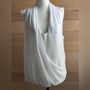 Guess by Marciano Size Medium Draped White Sleeveless V-Neck Camisole summer